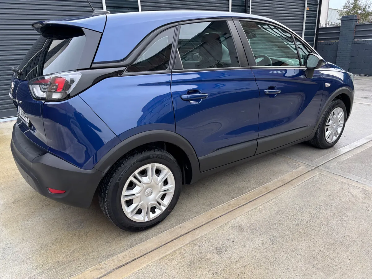 Opel Crossland X SUV, Petrol, 2021, Blue