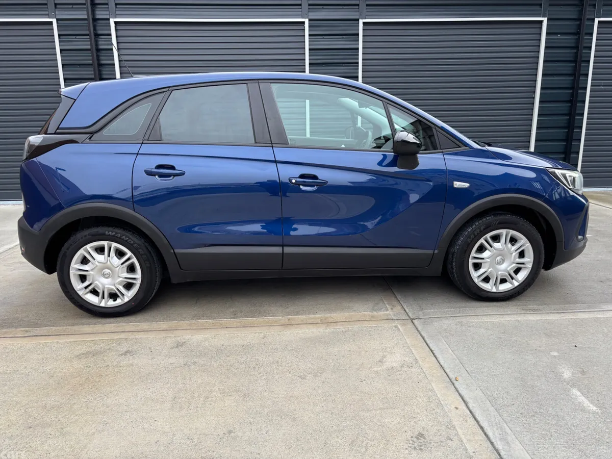 Opel Crossland X SUV, Petrol, 2021, Blue