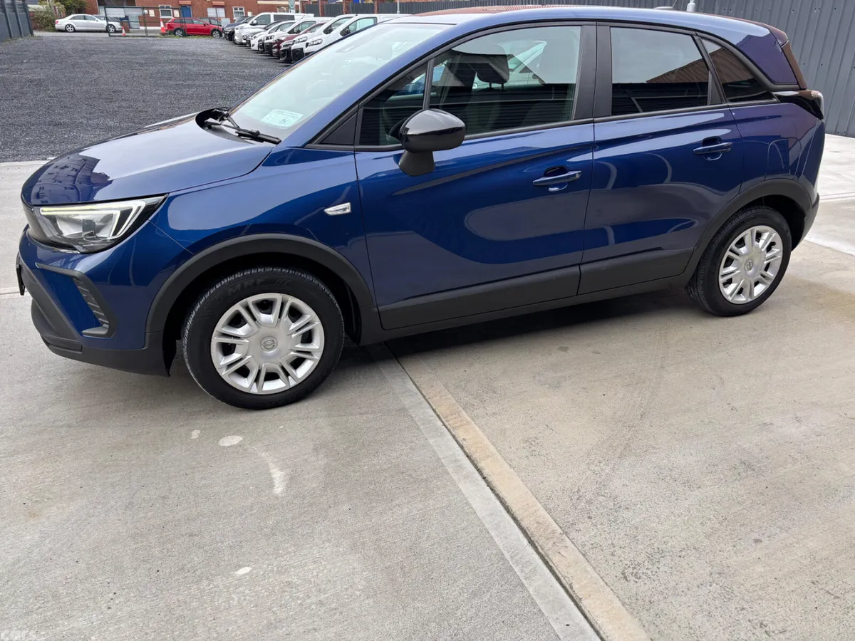 Opel Crossland X SUV, Petrol, 2021, Blue