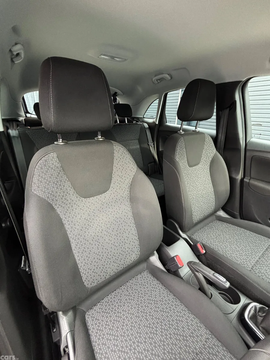 Opel Crossland X SUV, Petrol, 2021, Blue