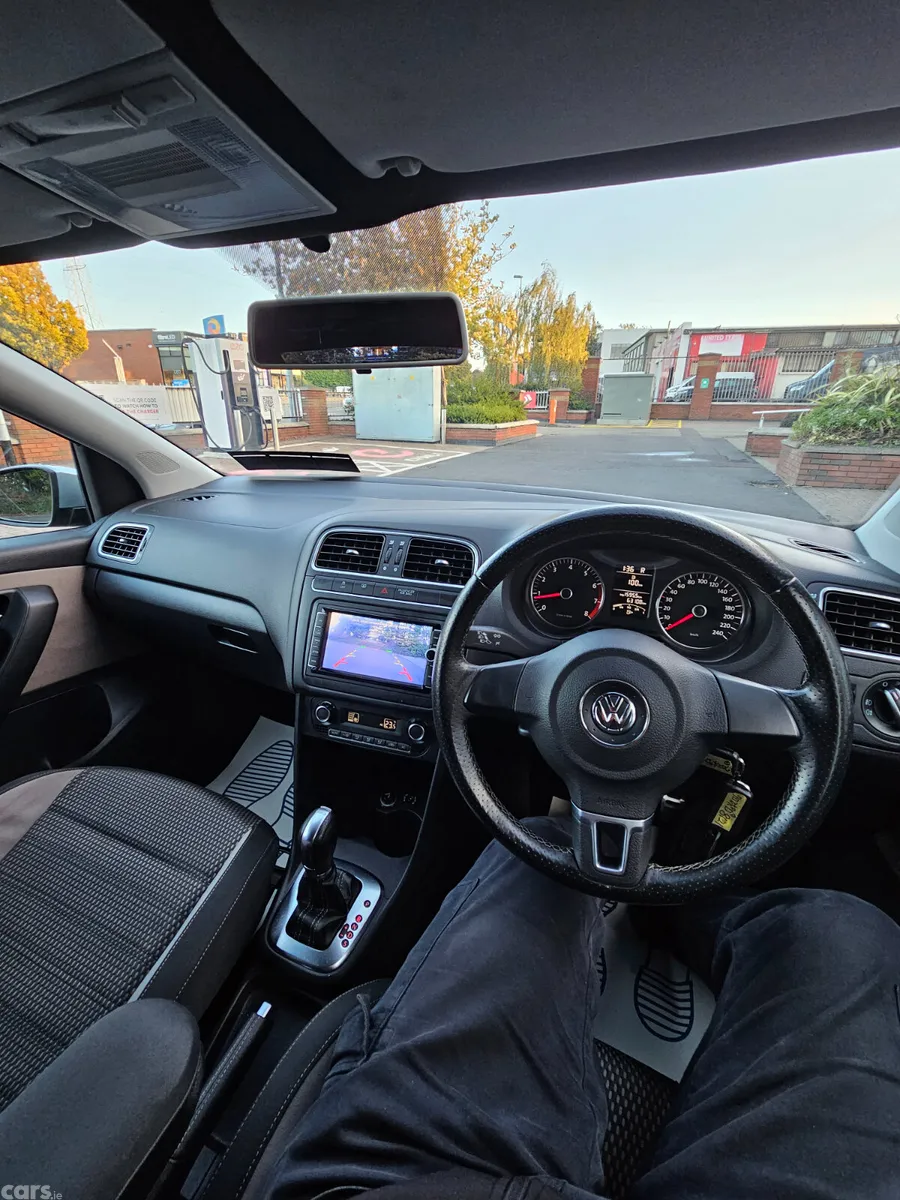 Volkswagen Polo Hatchback, Petrol, 2012, Black