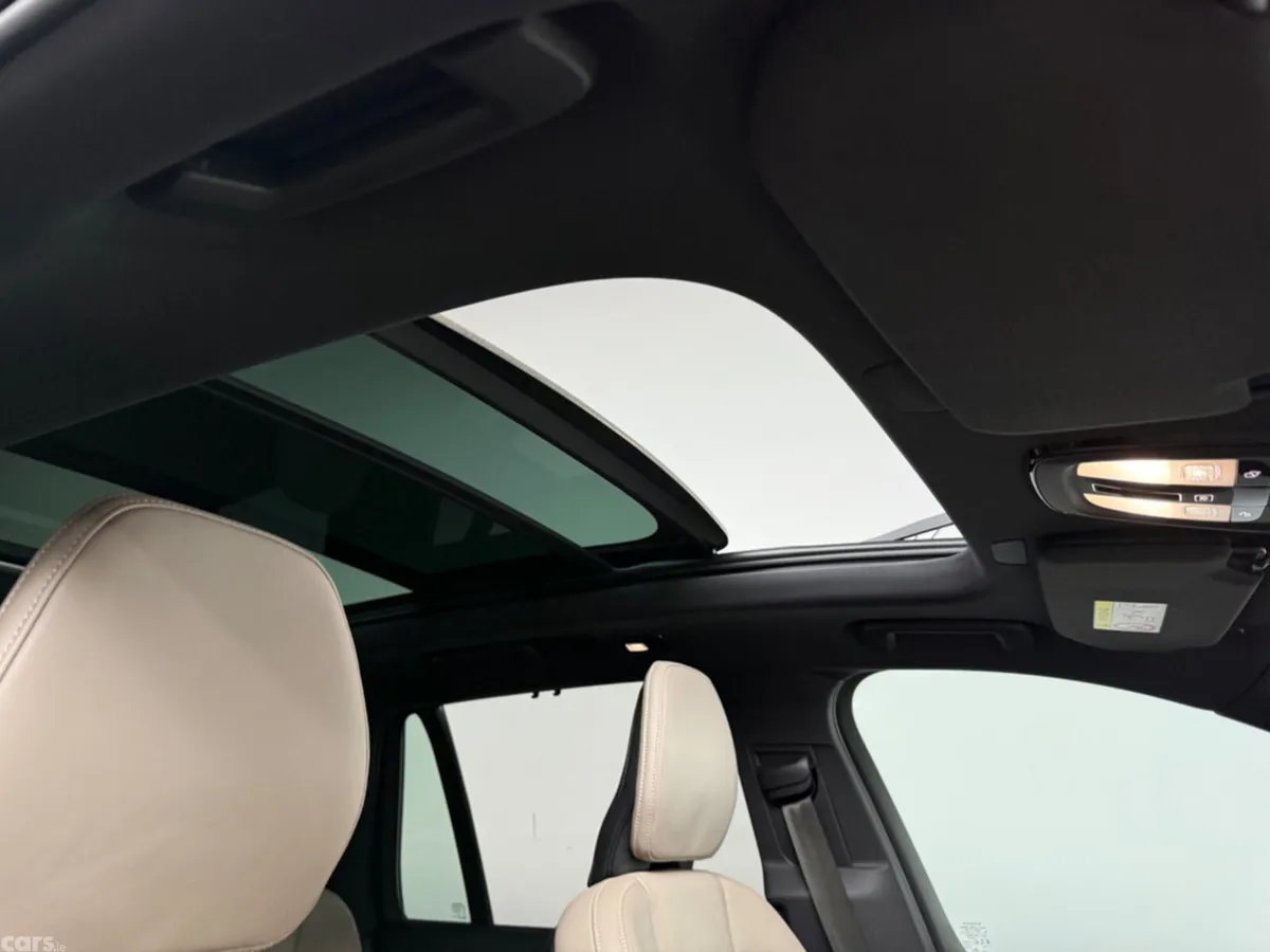 Volvo XC90 SUV, Petrol Plug-in Hybrid, 2025, Blue