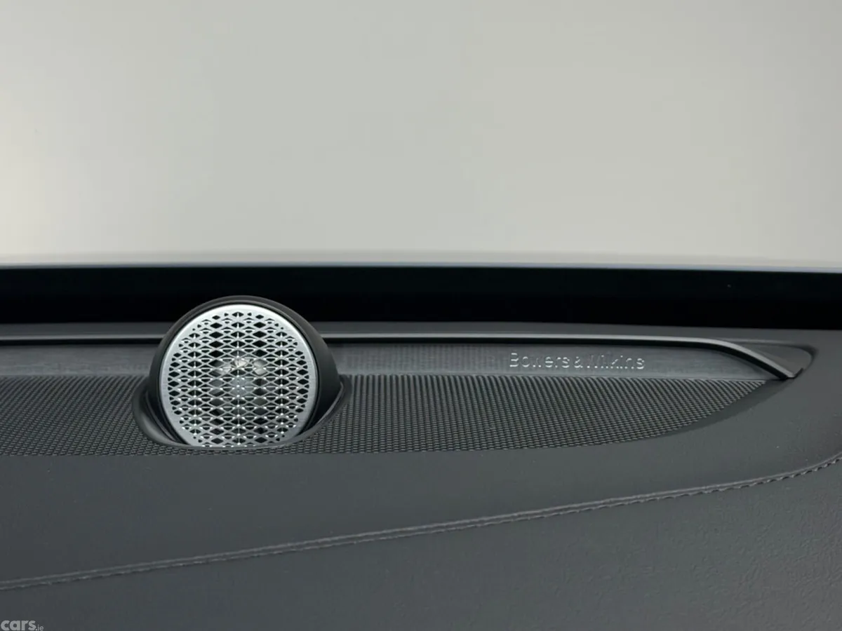 Volvo XC90 SUV, Petrol Plug-in Hybrid, 2025, Blue