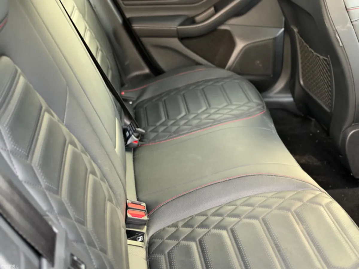 Ford Focus Hatchback, Diesel, 2022, Grey