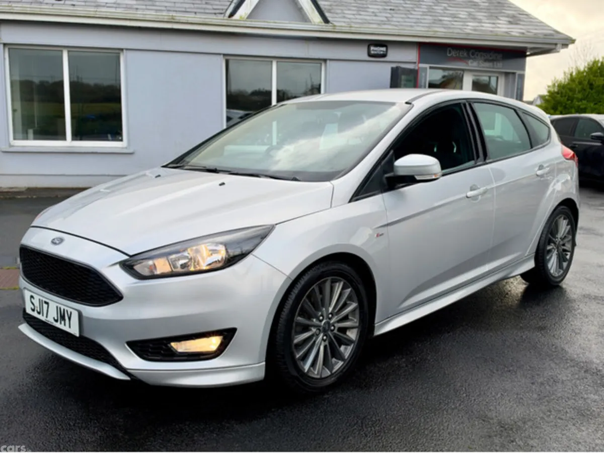 Ford Focus Hatchback, Diesel, 2017, Silver
