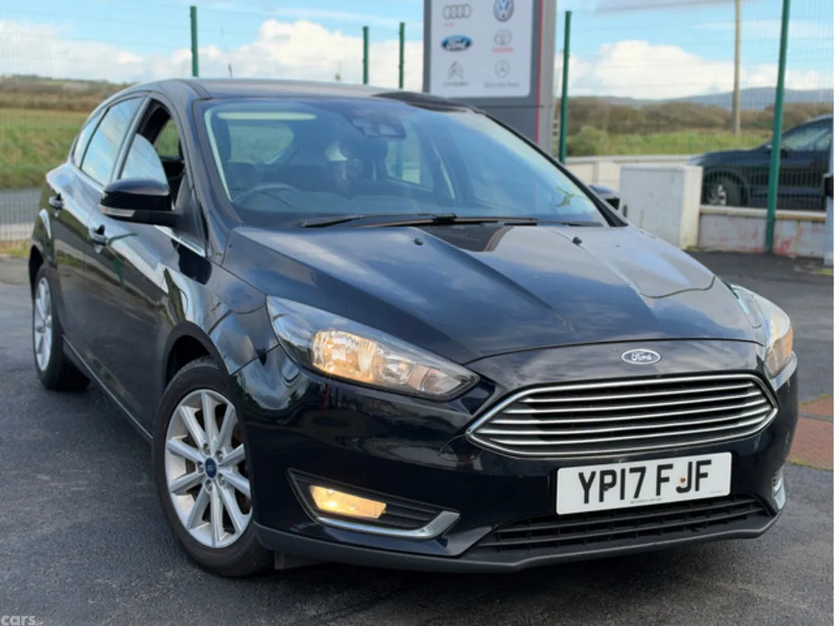 Ford Focus Hatchback, Diesel, 2017, Black