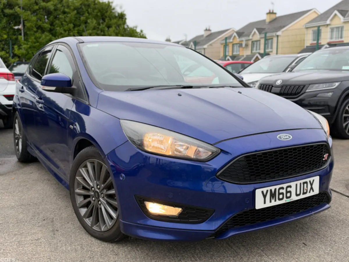 Ford Focus Hatchback, Diesel, 2017, Blue