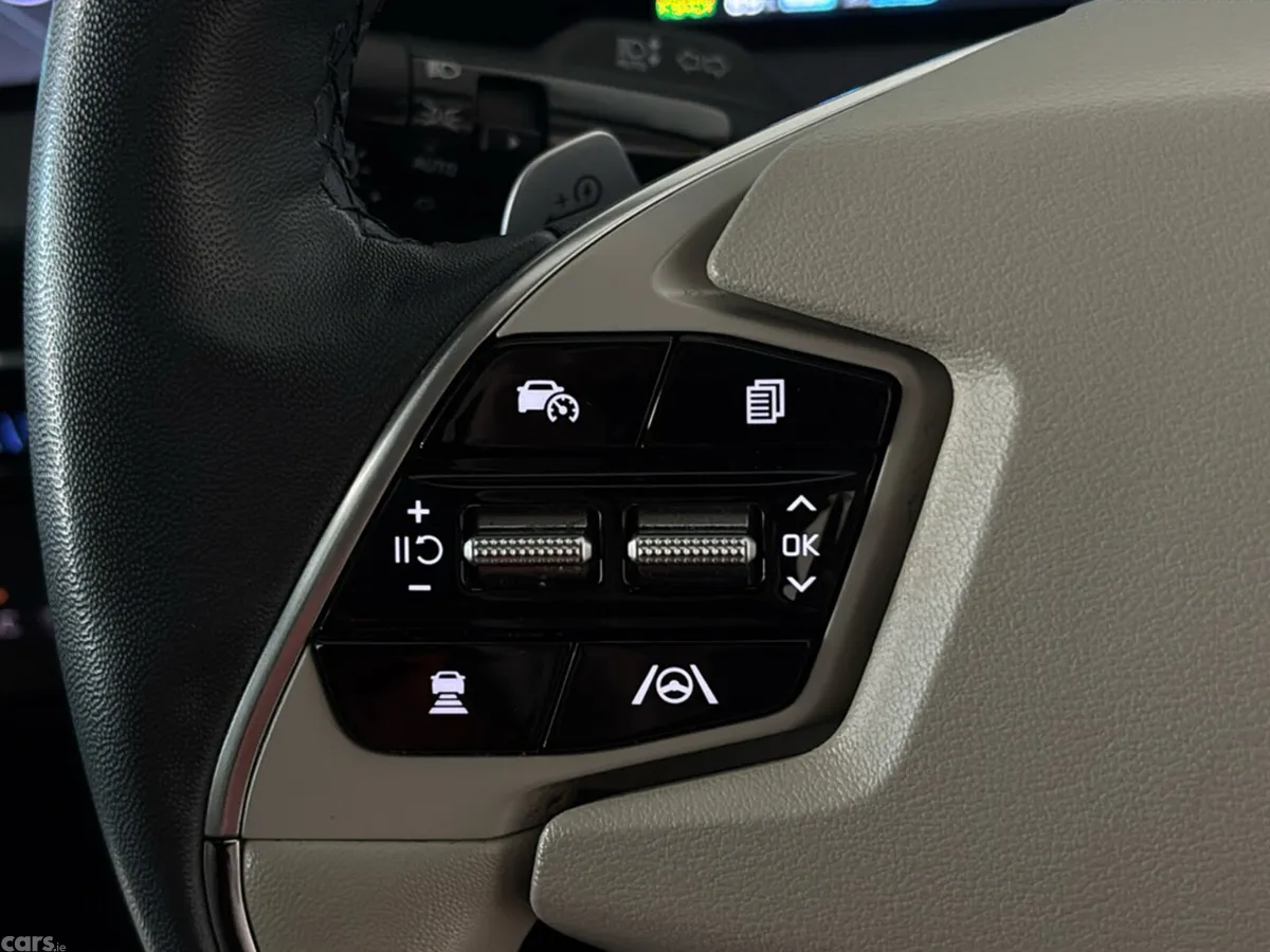 Kia EV6 MPV, Electric, 2024, Blue
