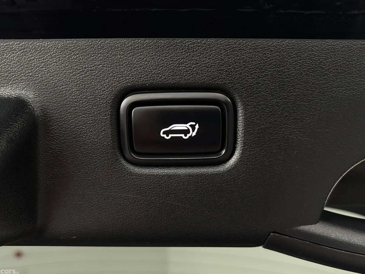 Kia EV6 MPV, Electric, 2024, Blue