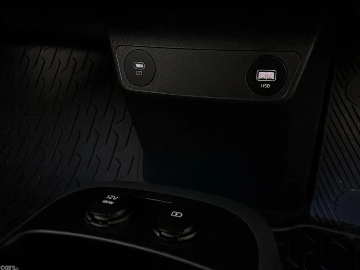 Kia EV6 MPV, Electric, 2023, Black