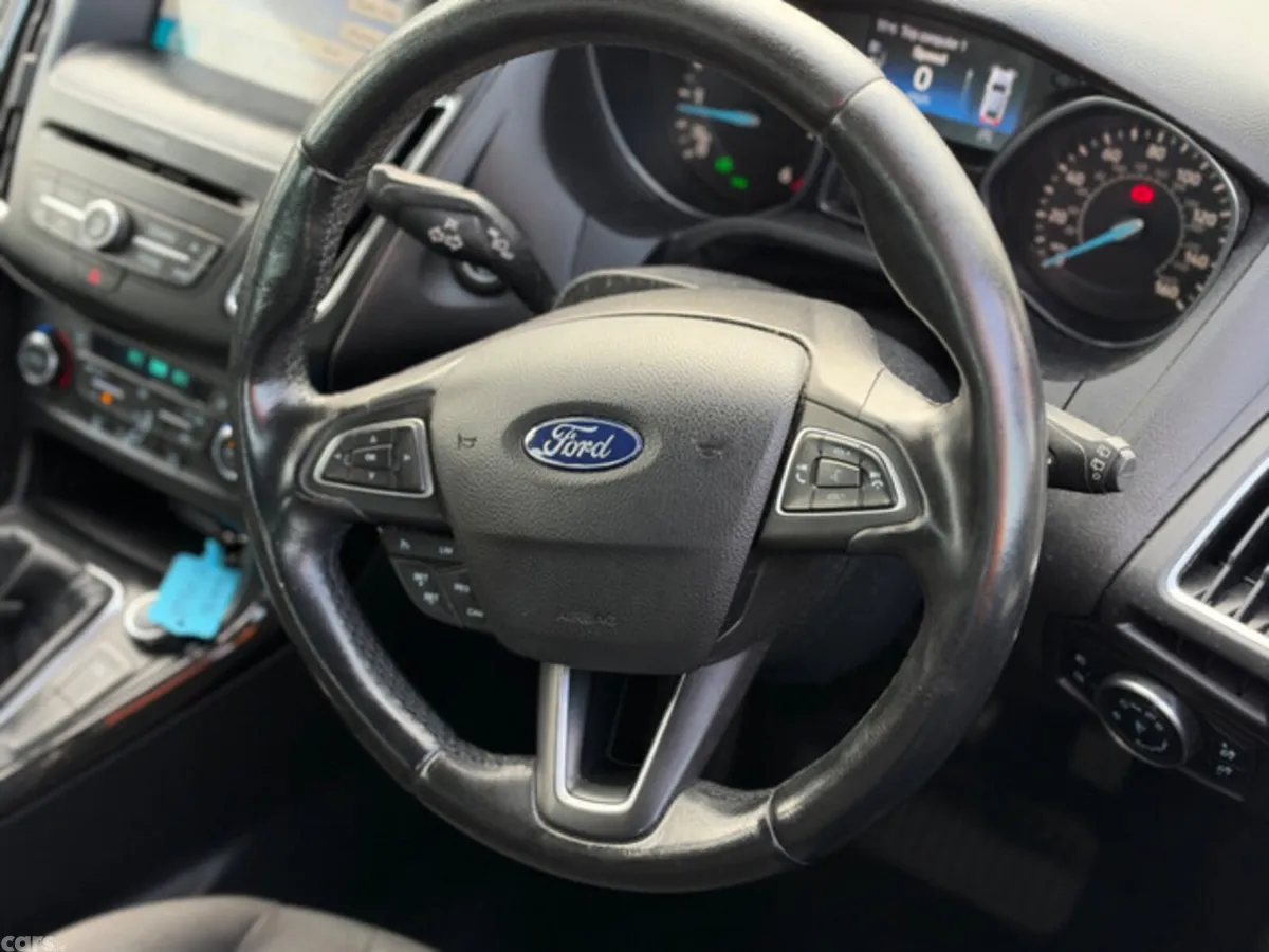 Ford Focus Hatchback, Diesel, 2017, Black