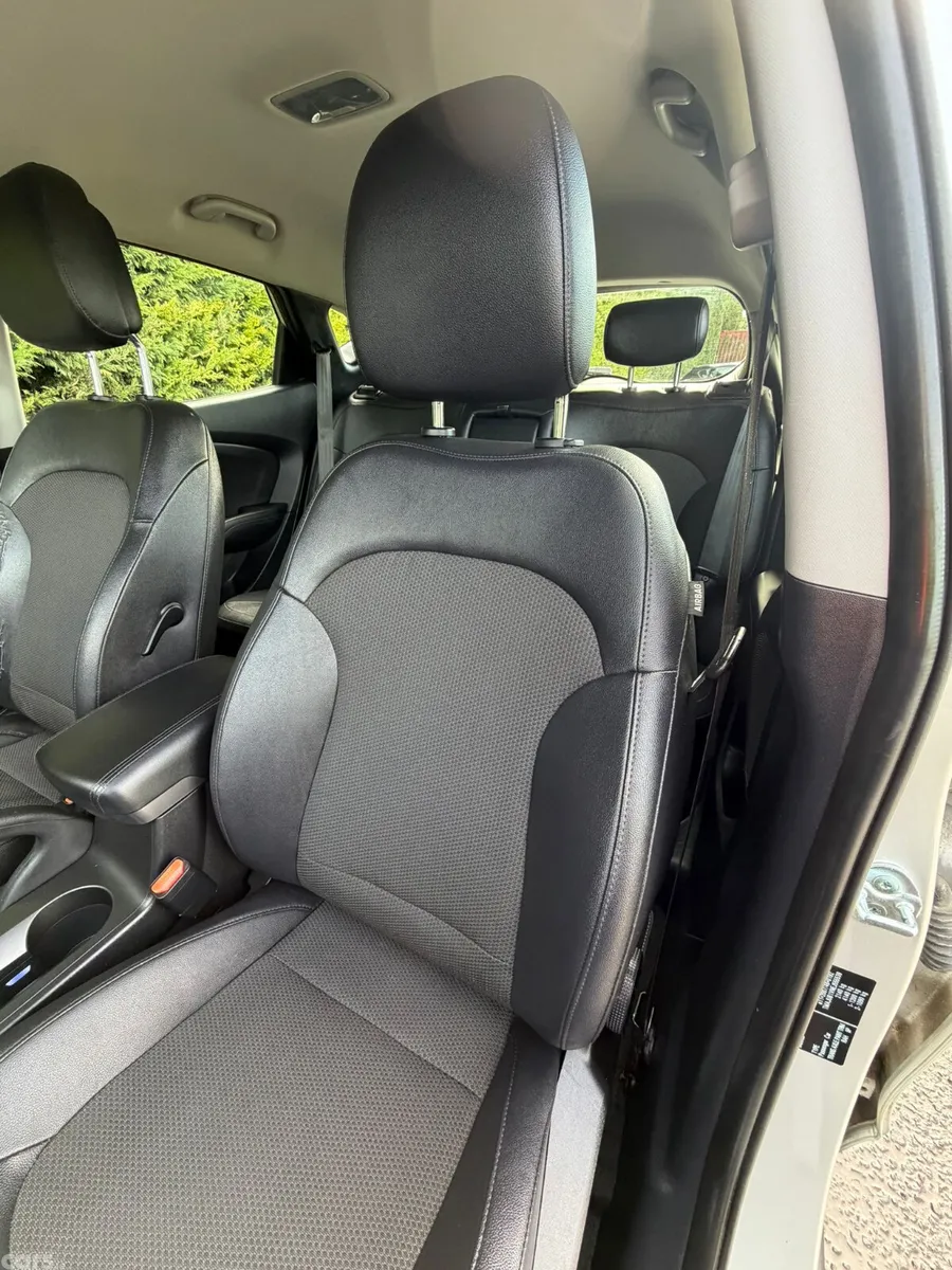 Hyundai ix35 SUV, Diesel, 2015, White