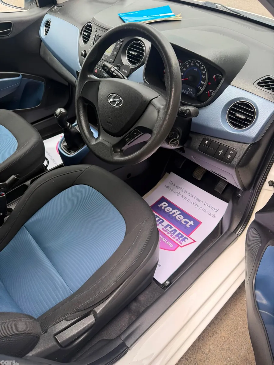 Hyundai i10 Hatchback, Petrol, 2019, White