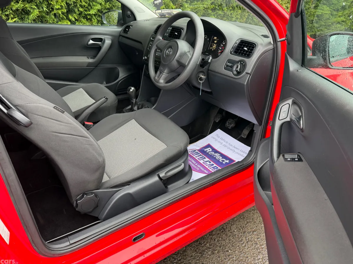 Volkswagen Polo Hatchback, Petrol, 2013, Red