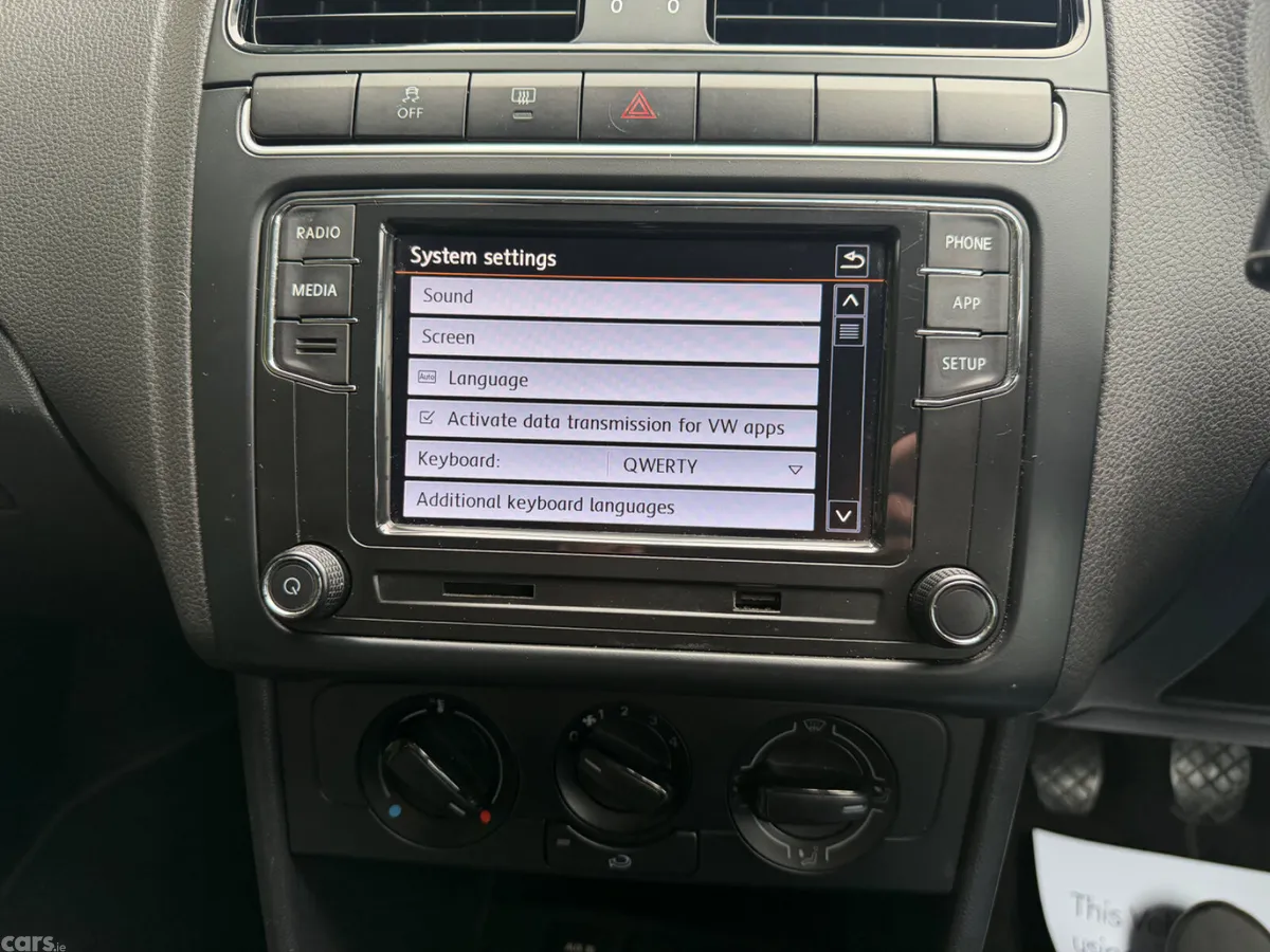 Volkswagen Polo Hatchback, Petrol, 2013, Red
