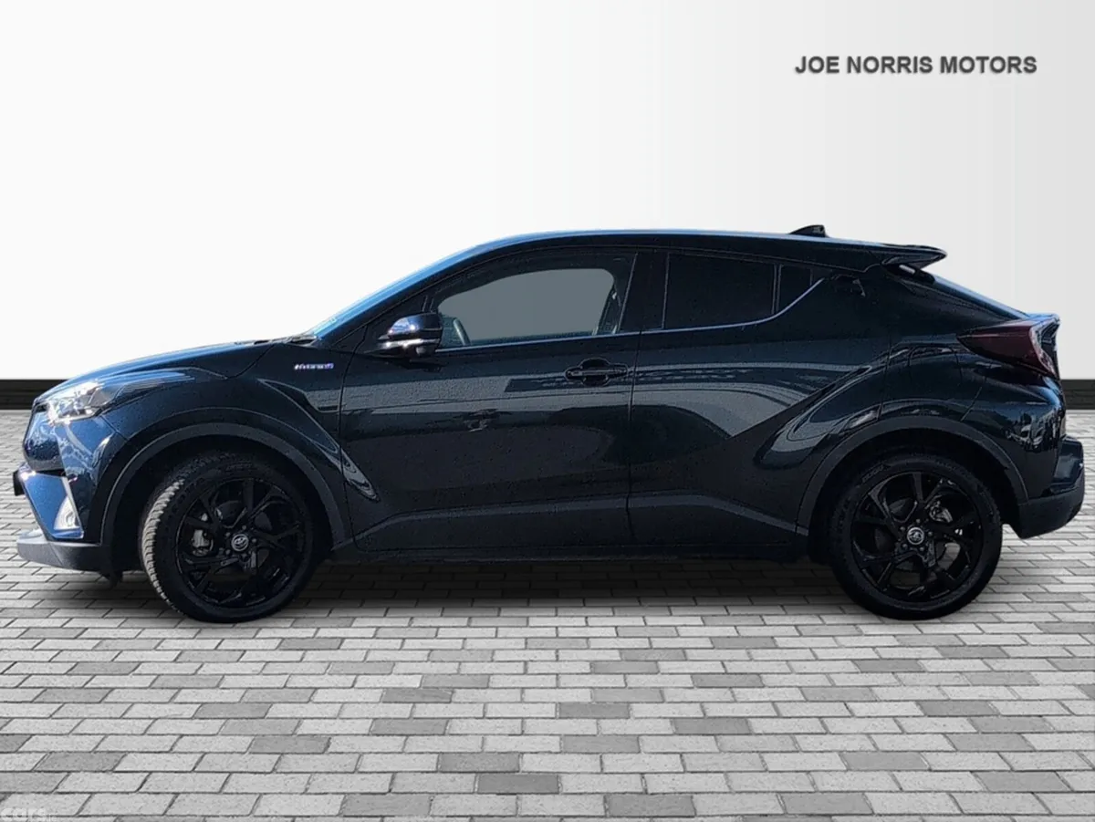 Toyota C-HR SUV, Petrol Hybrid, 2019, Blue