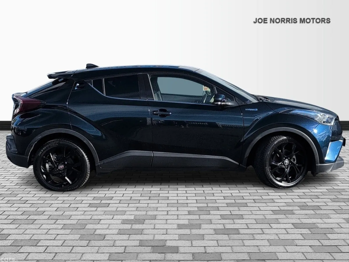 Toyota C-HR SUV, Petrol Hybrid, 2019, Blue