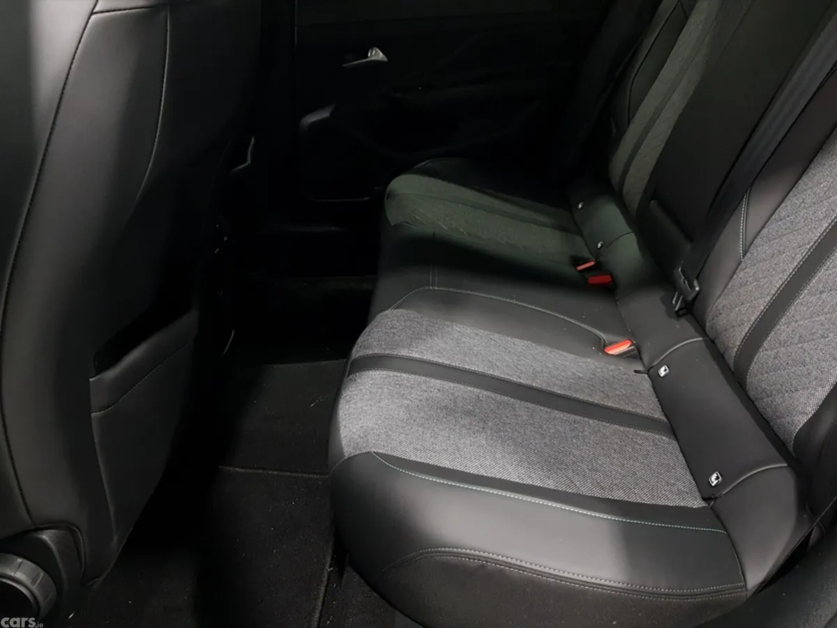 Peugeot 408 Hatchback, Petrol, 2023, Grey