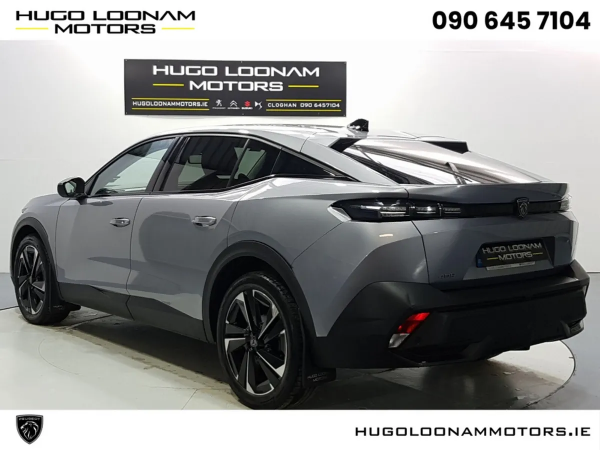 Peugeot 408 Hatchback, Petrol, 2023, Grey