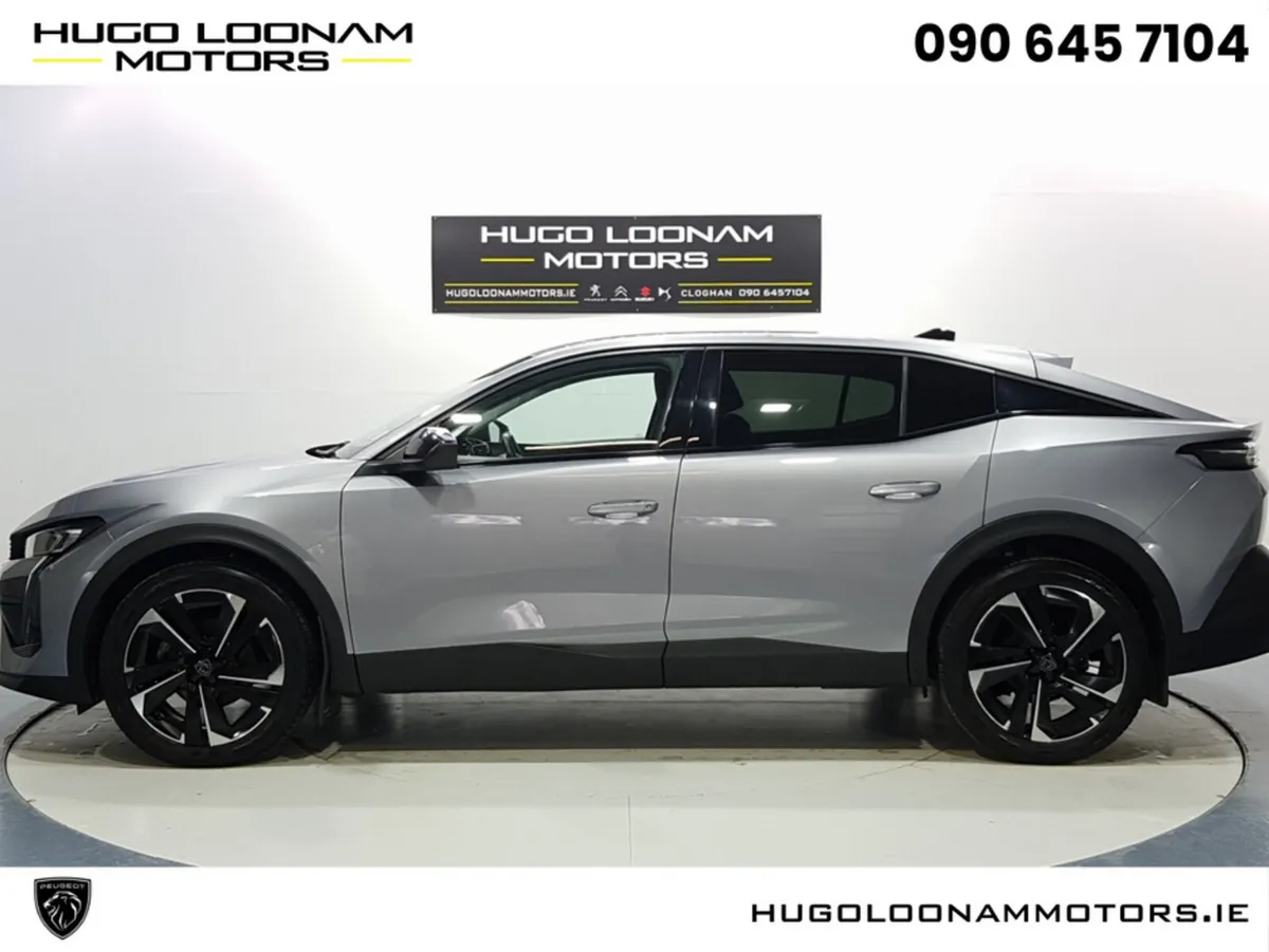 Peugeot 408 Hatchback, Petrol, 2023, Grey