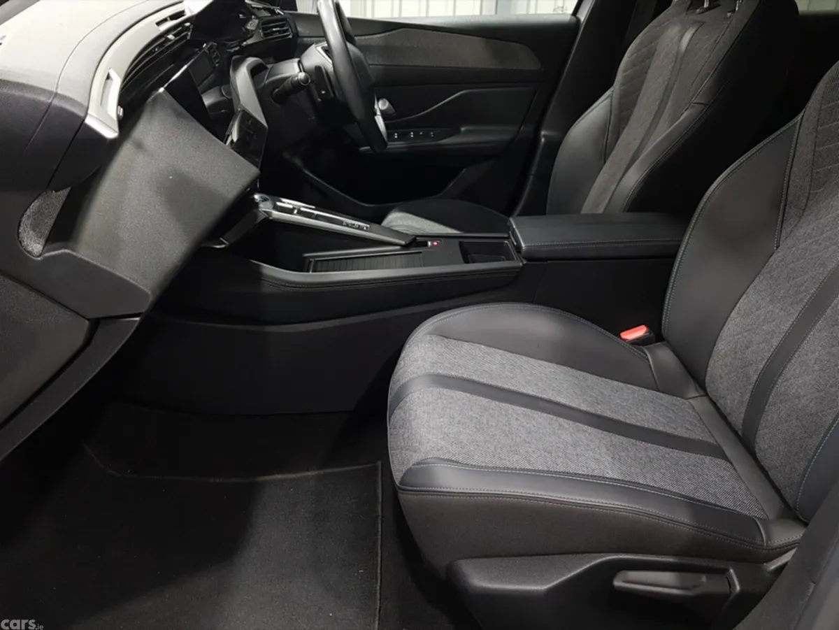 Peugeot 408 Hatchback, Petrol, 2023, Grey
