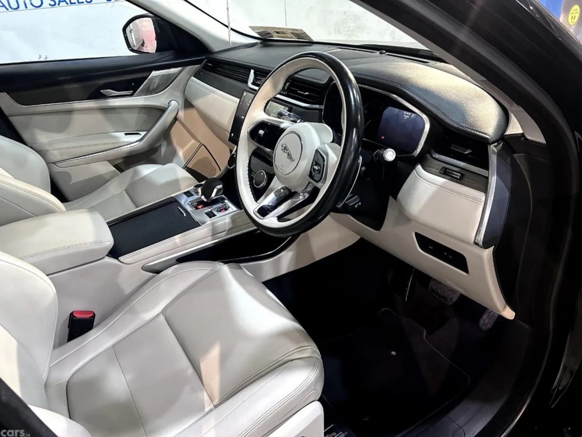 Jaguar F-Pace SUV, Diesel, 2021, Black