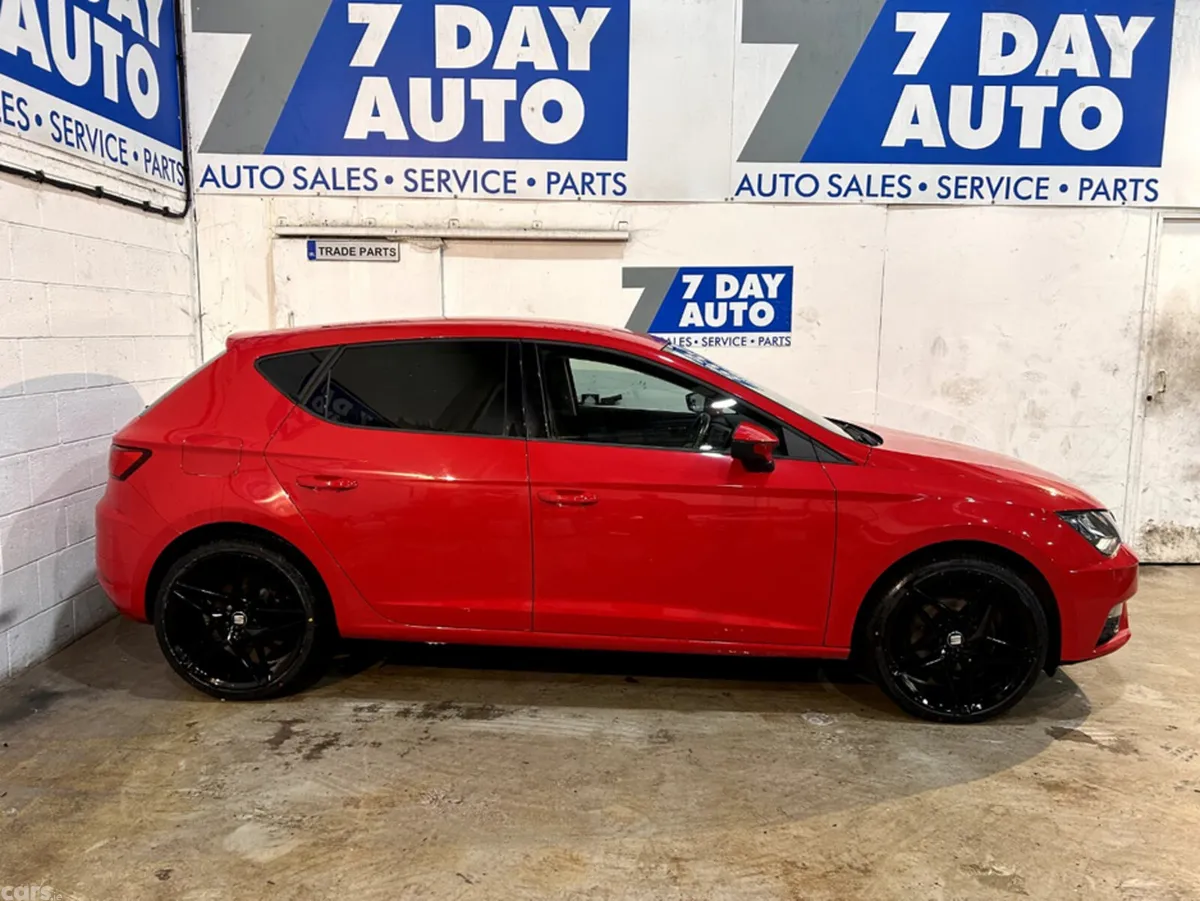 SEAT Leon Hatchback, Diesel, 2020, Red