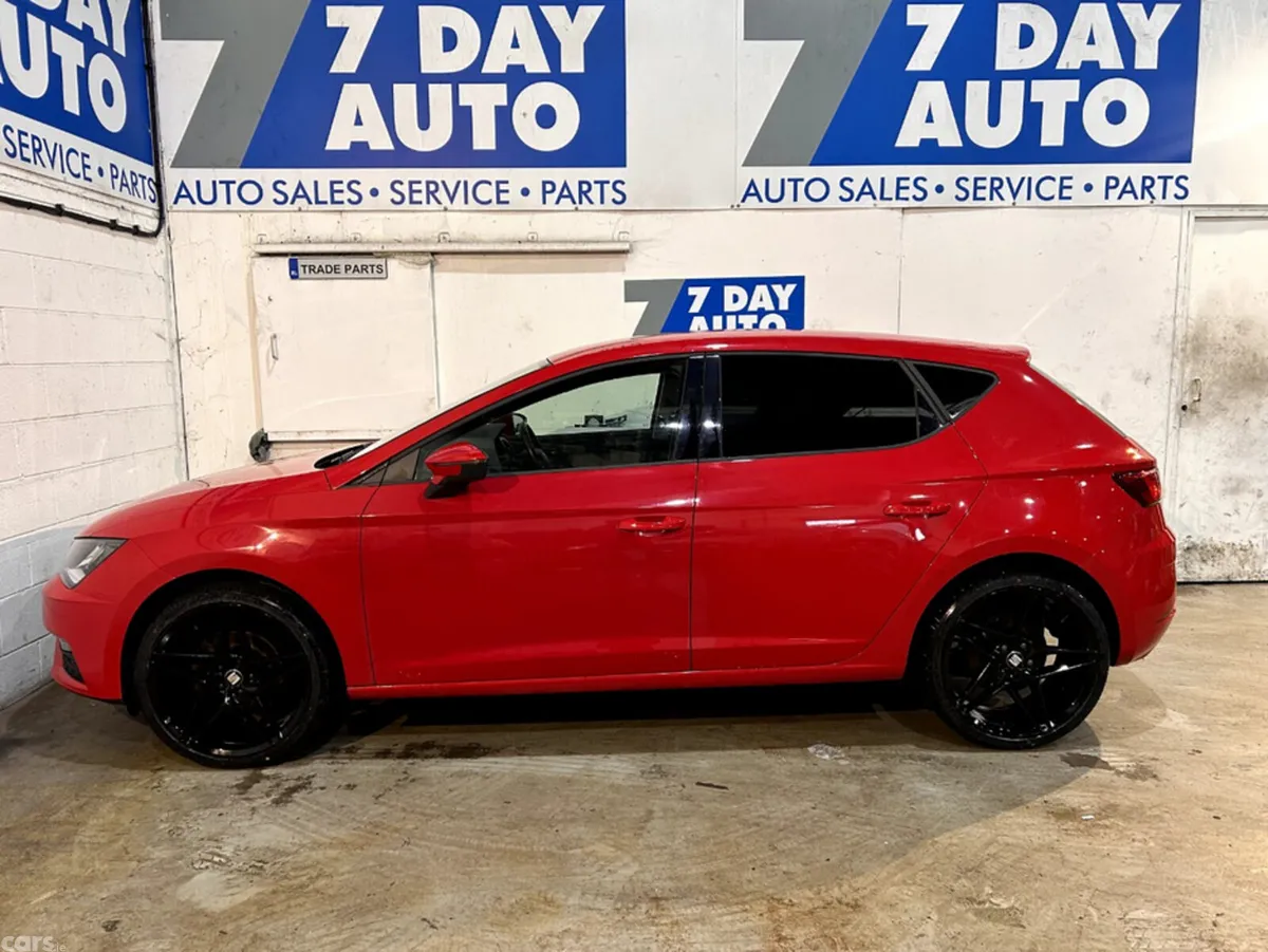 SEAT Leon Hatchback, Diesel, 2020, Red