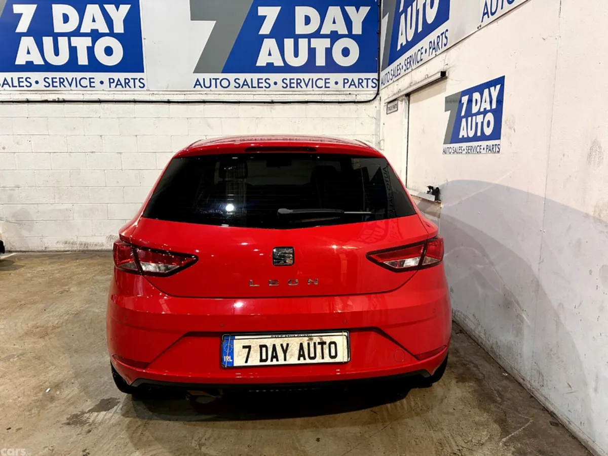 SEAT Leon Hatchback, Diesel, 2020, Red