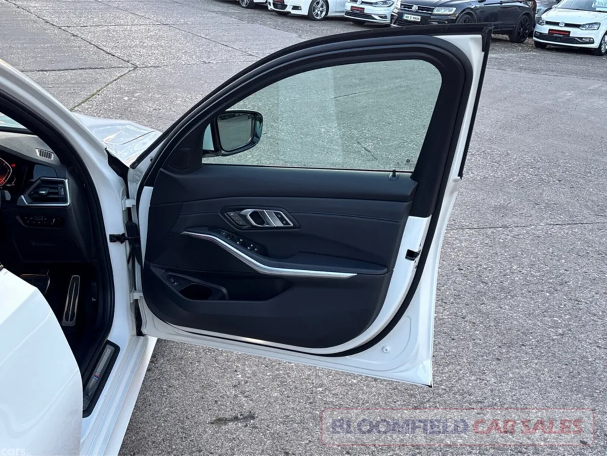BMW 3-Series Saloon, Diesel, 2021, White