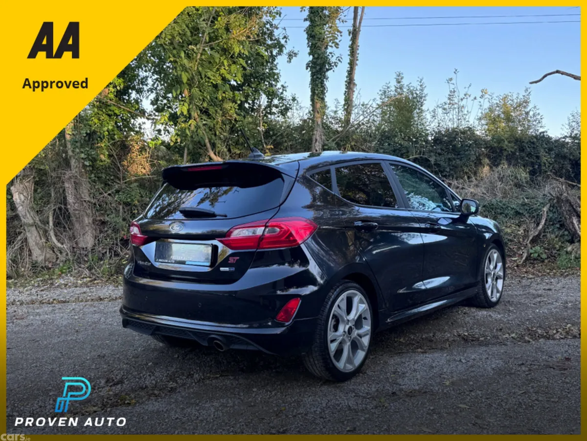 Ford Fiesta Hatchback, Petrol, 2021, Black