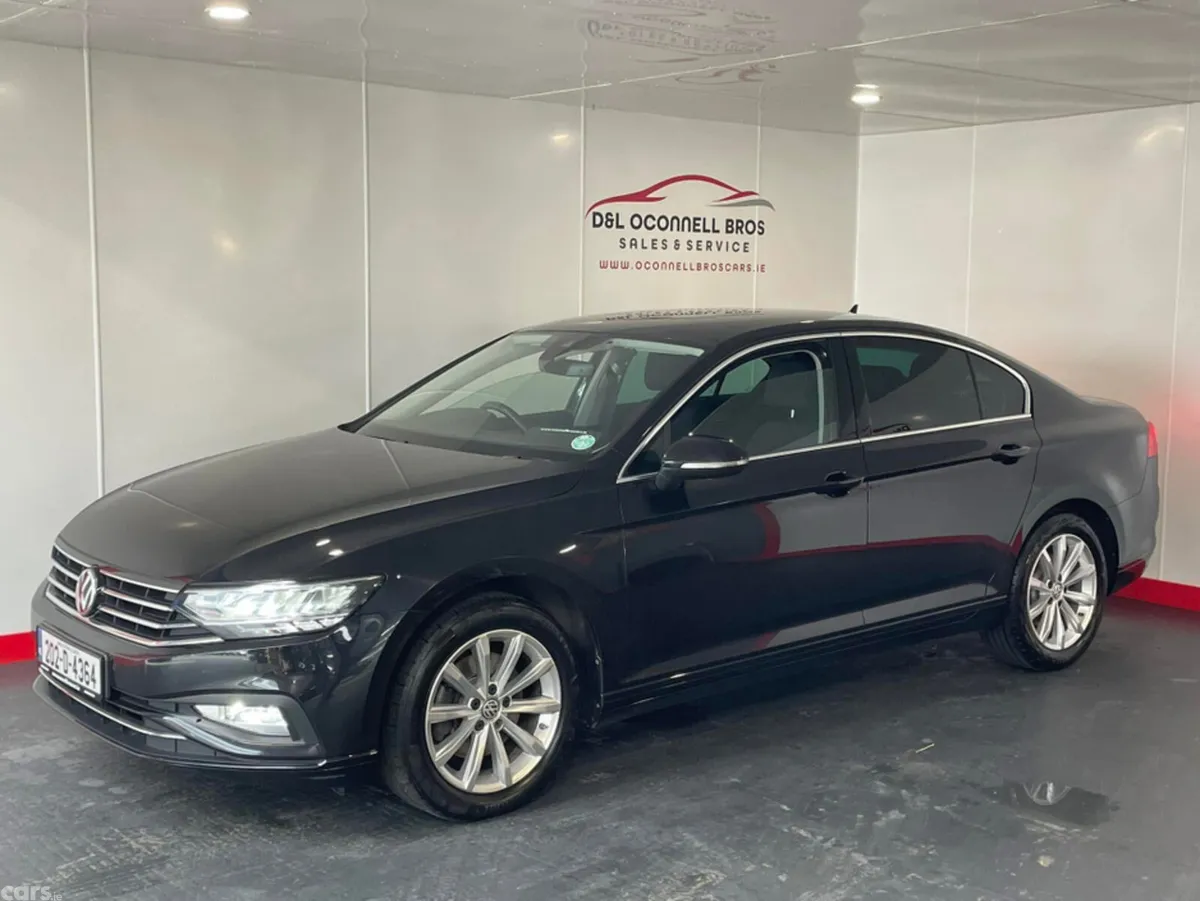 Volkswagen Passat Saloon, Diesel, 2020, Black