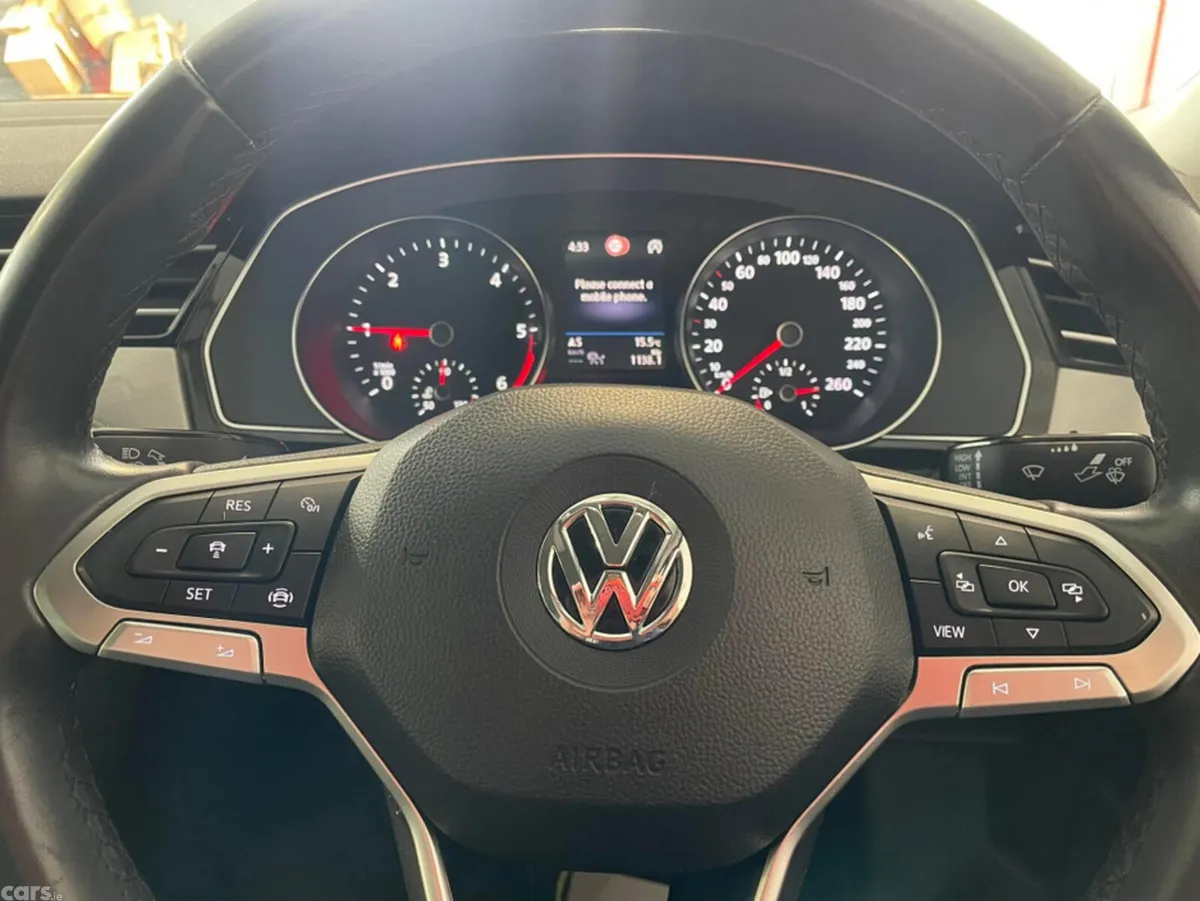 Volkswagen Passat Saloon, Diesel, 2020, Black