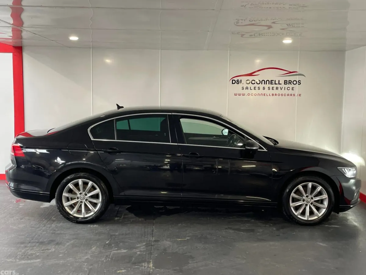 Volkswagen Passat Saloon, Diesel, 2020, Black