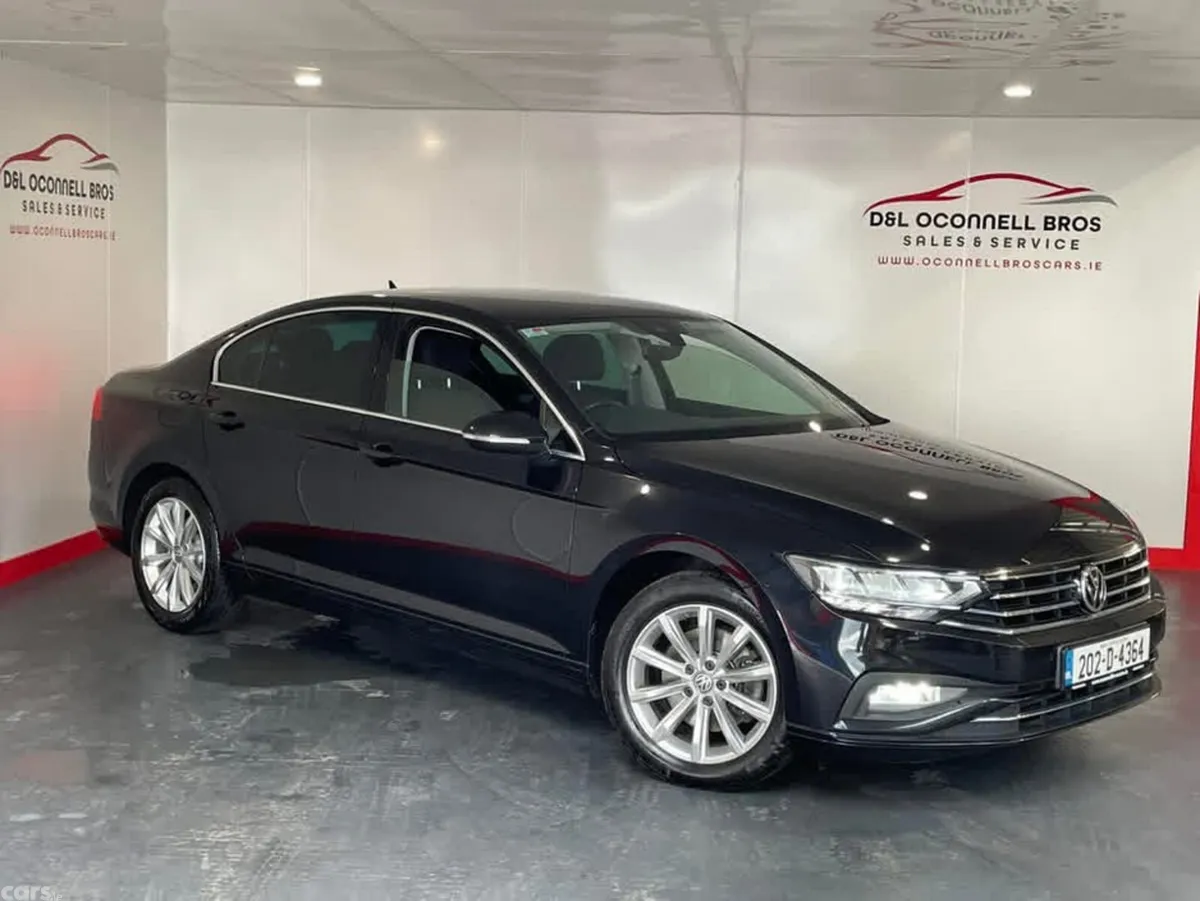 Volkswagen Passat Saloon, Diesel, 2020, Black