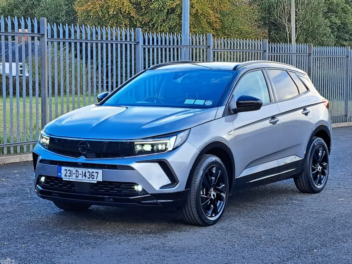 Opel Grandland SUV, Diesel, 2023, Grey