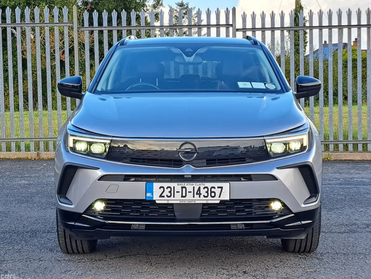 Opel Grandland SUV, Diesel, 2023, Grey
