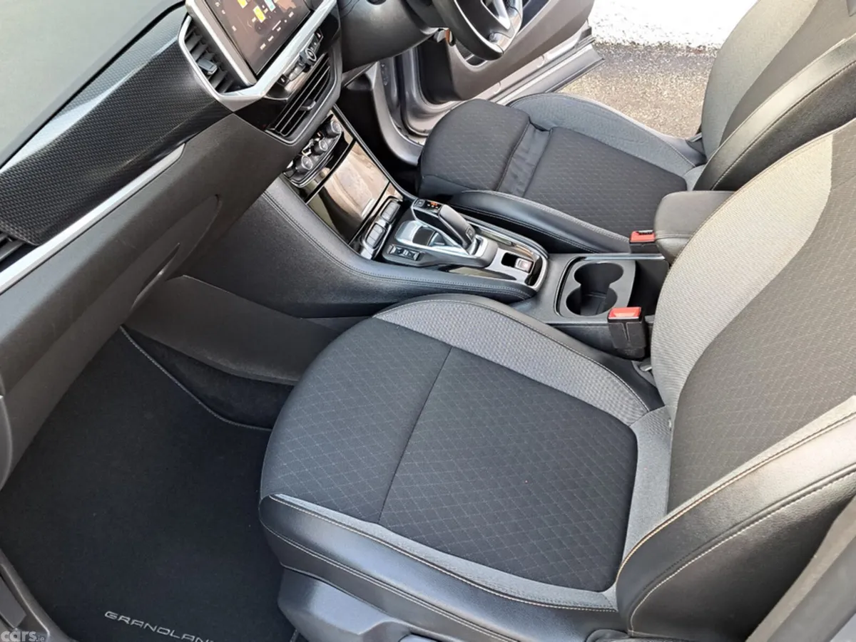 Opel Grandland SUV, Diesel, 2023, Grey