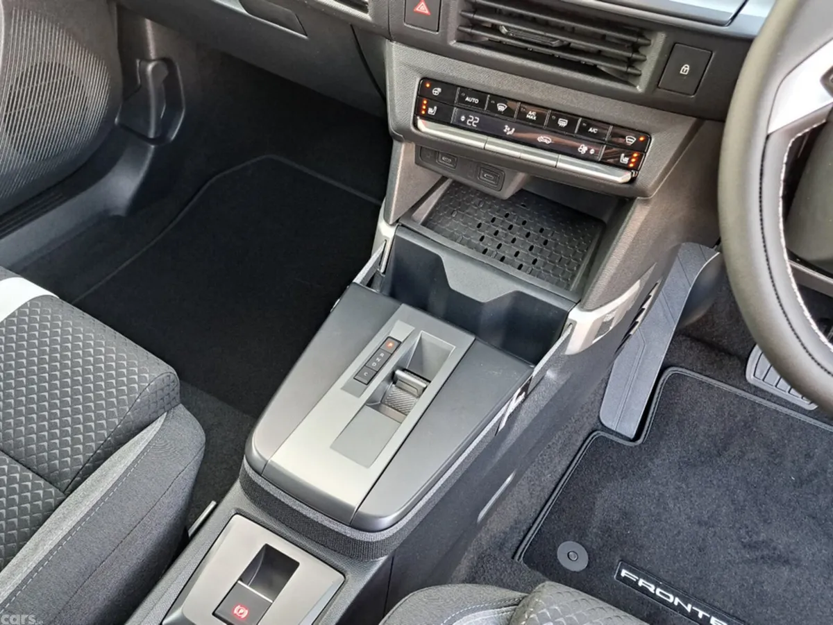Opel Frontera SUV, Electric, 2027, Silver