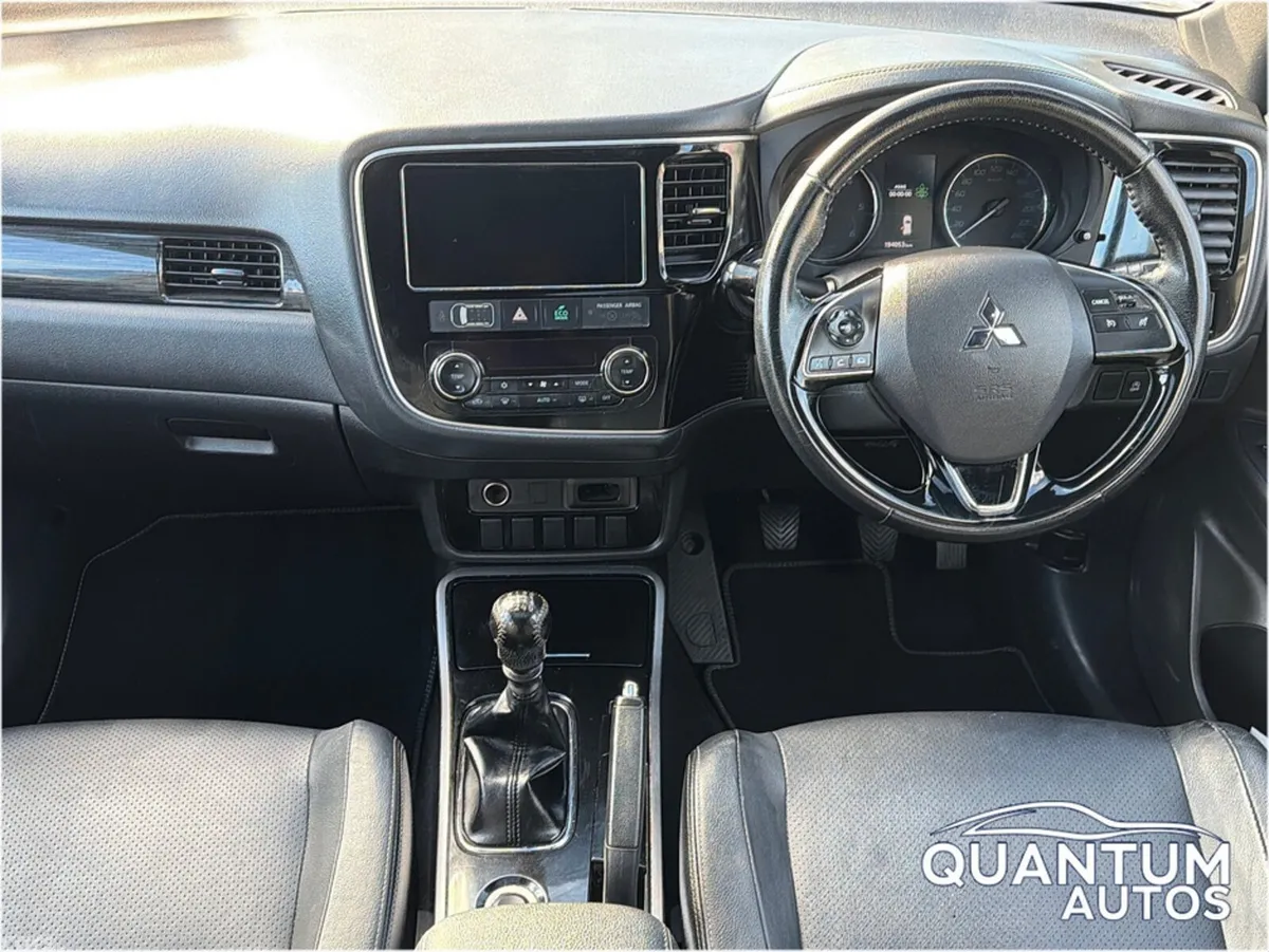 Mitsubishi Outlander SUV, Diesel, 2019, Grey