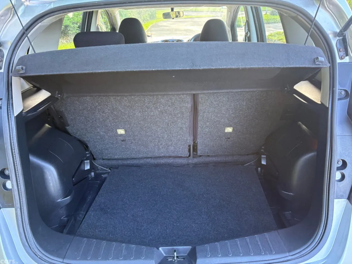 Nissan Note MPV, Petrol, 2014, Silver