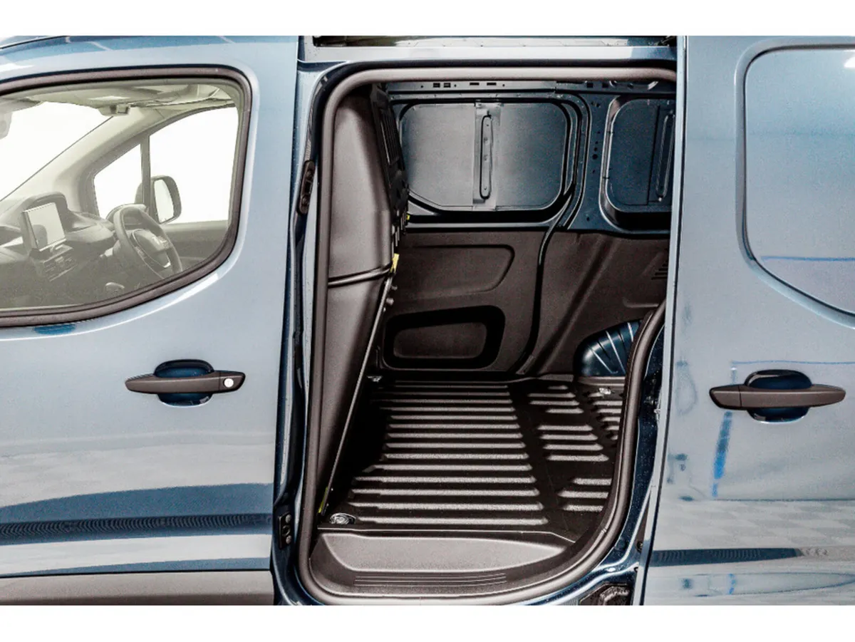 Peugeot Partner Van, Diesel, 2026, Blue