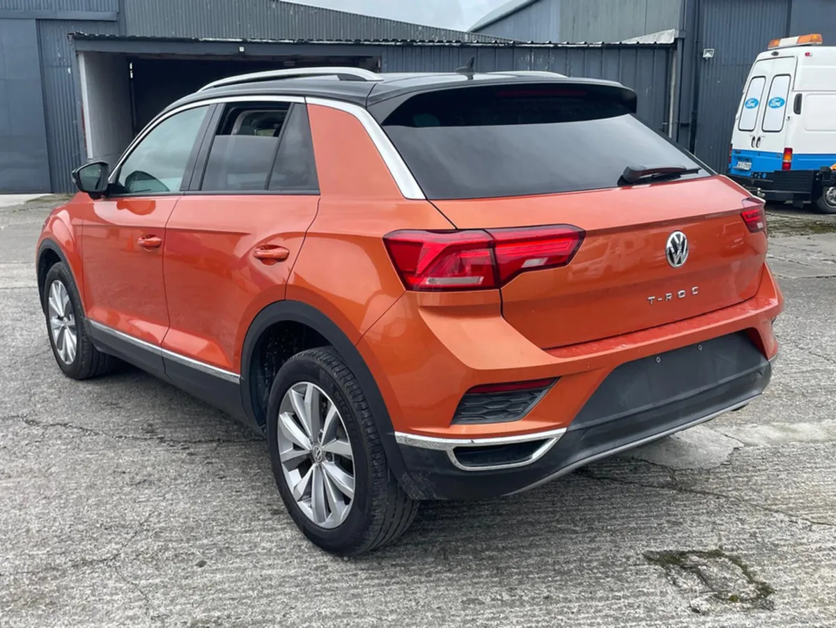 Volkswagen T-Roc SUV, Diesel, 2021, Orange