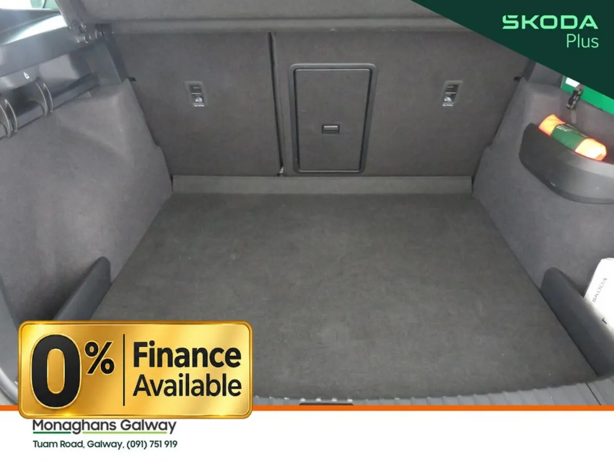 Skoda Karoq SUV, Petrol, 2026, Black