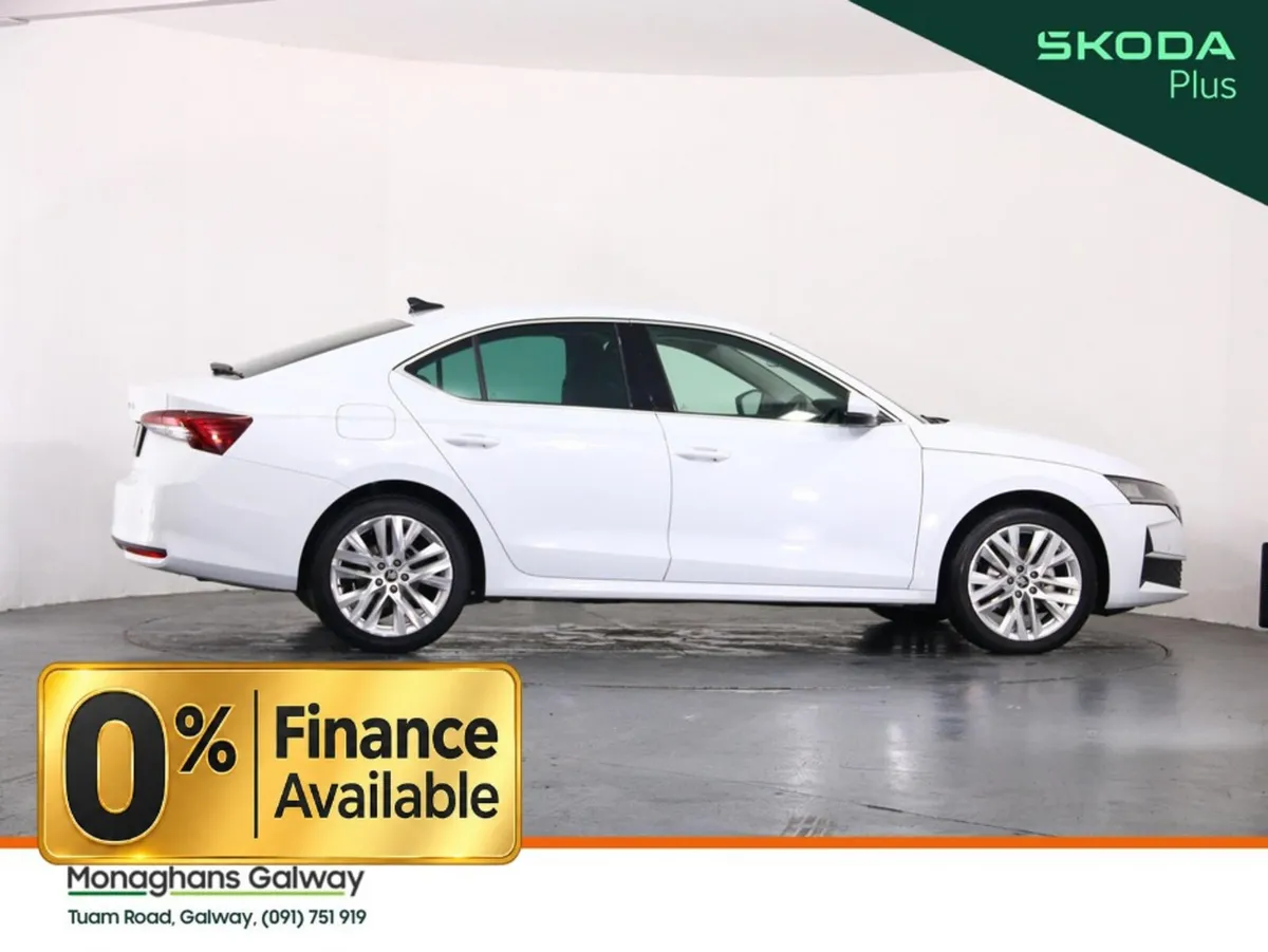 Skoda Octavia Hatchback, Diesel, 2026, White