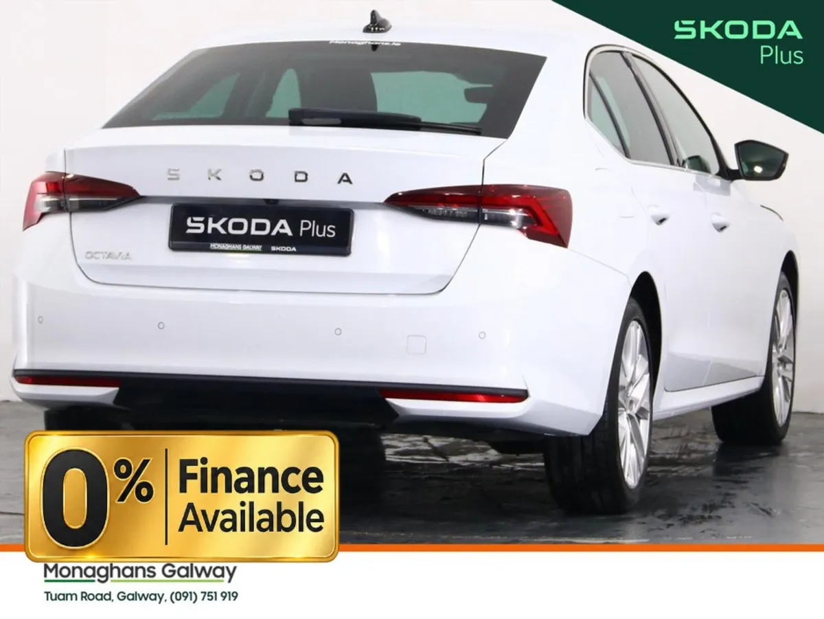 Skoda Octavia Hatchback, Diesel, 2026, White