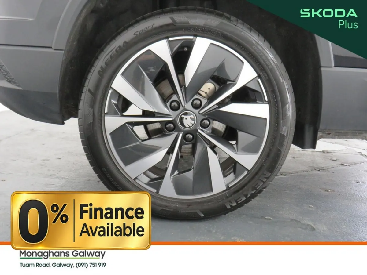 Skoda Karoq SUV, Petrol, 2026, Black
