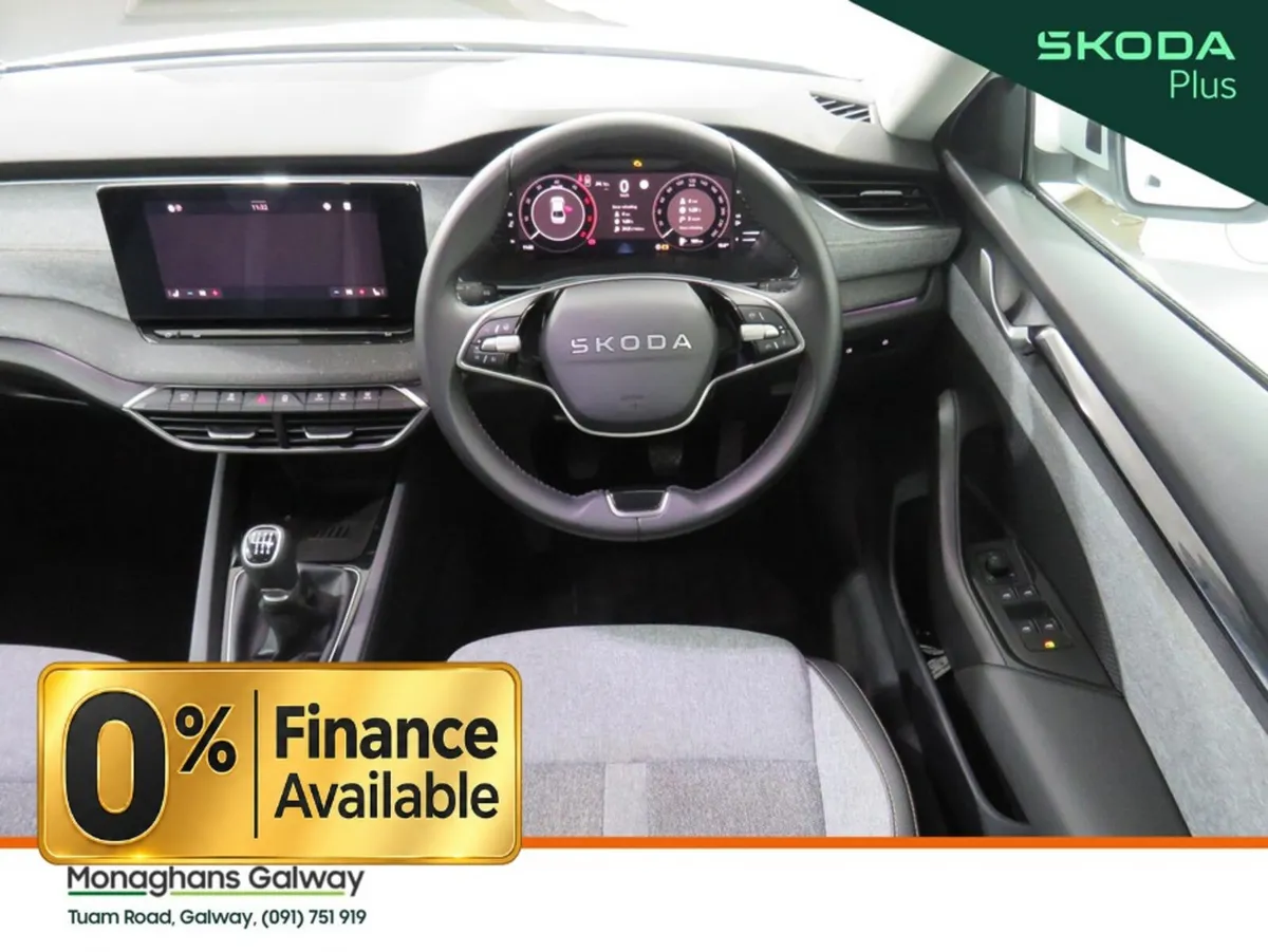 Skoda Octavia Hatchback, Diesel, 2026, White