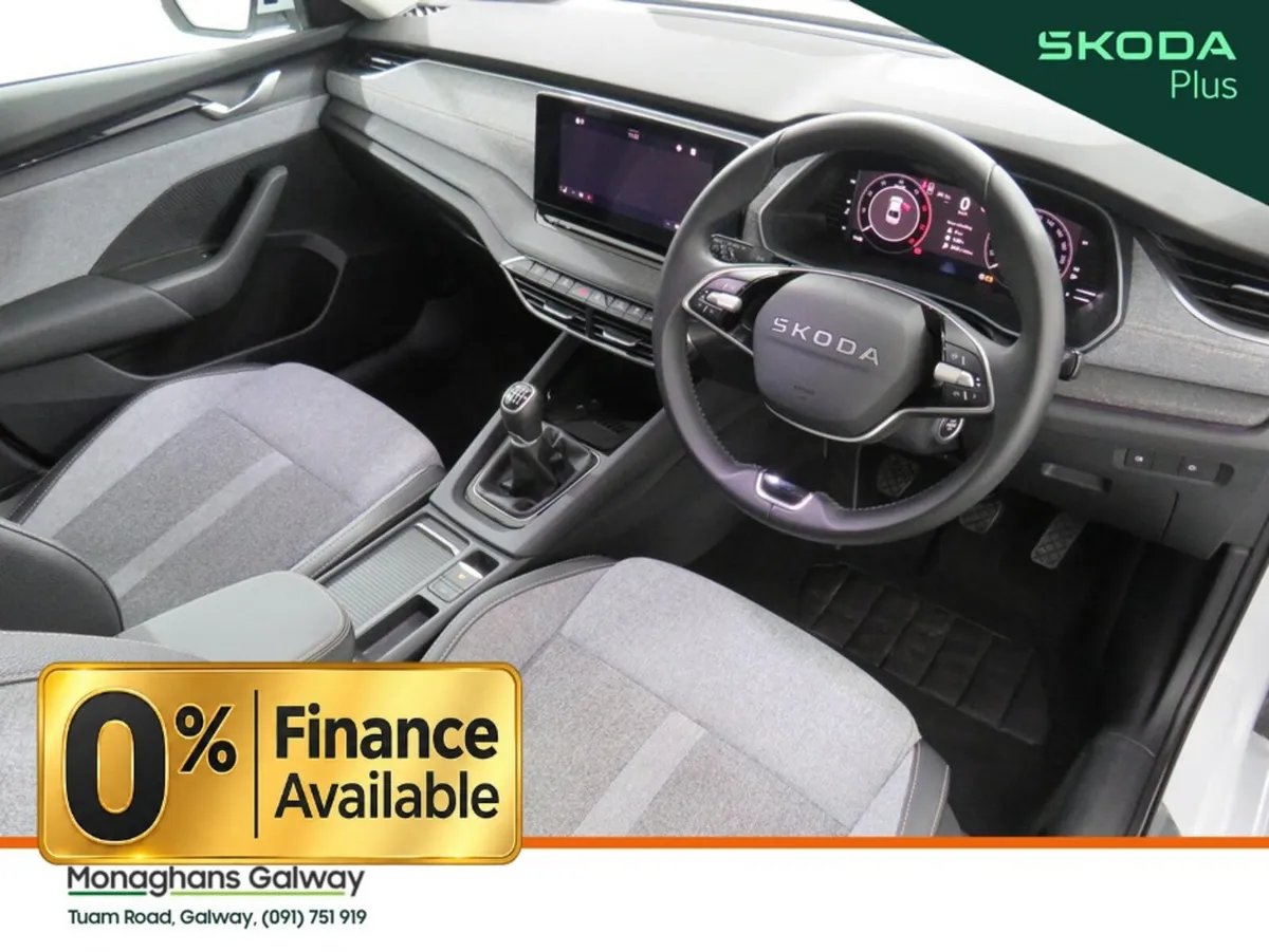 Skoda Octavia Hatchback, Diesel, 2026, White