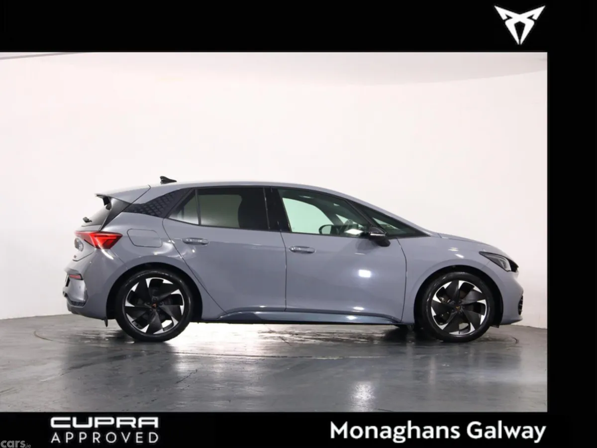 Cupra Born Estate, Electric, 2023, Grey